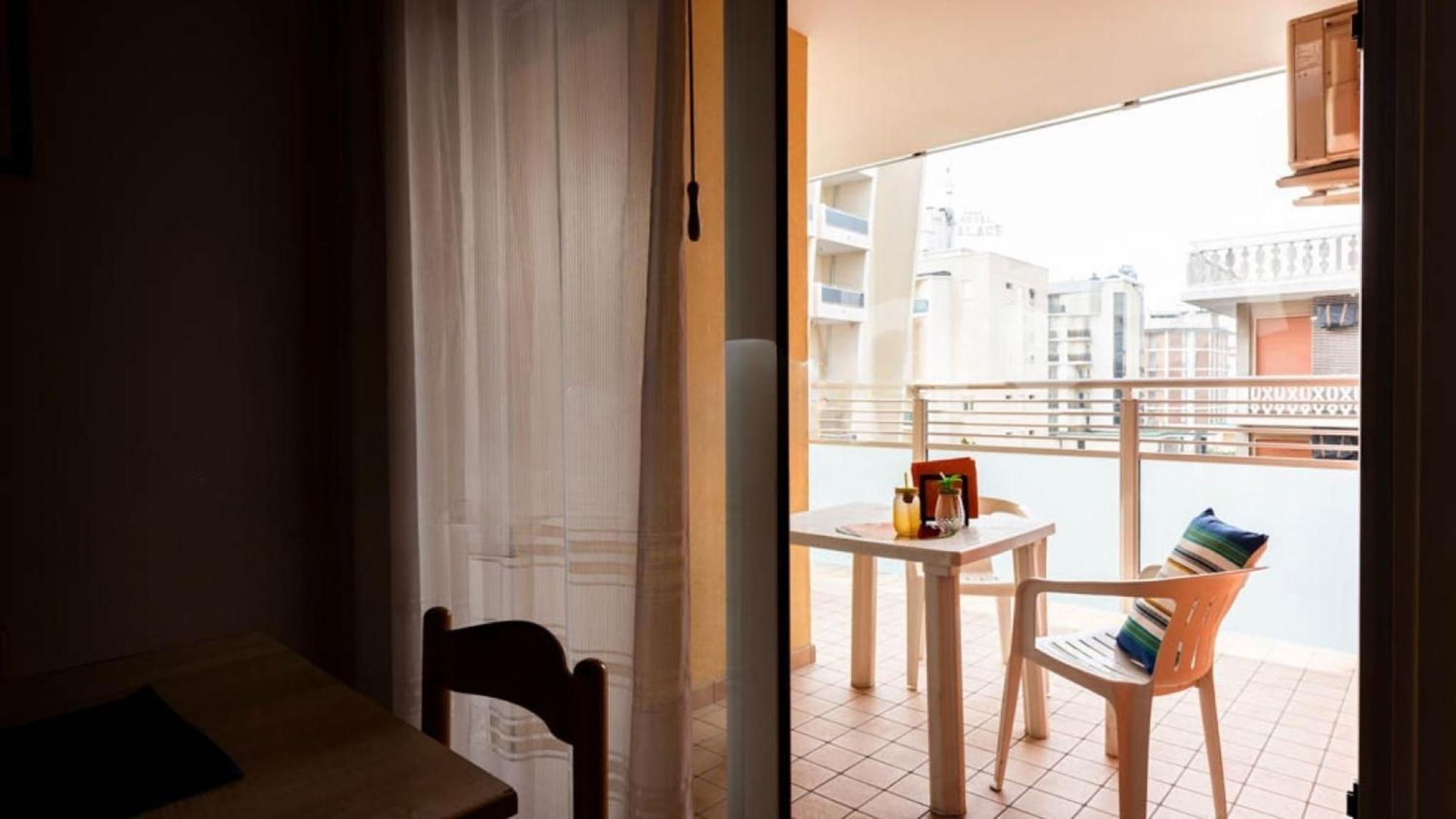Bright Flat In Near The Apartment *