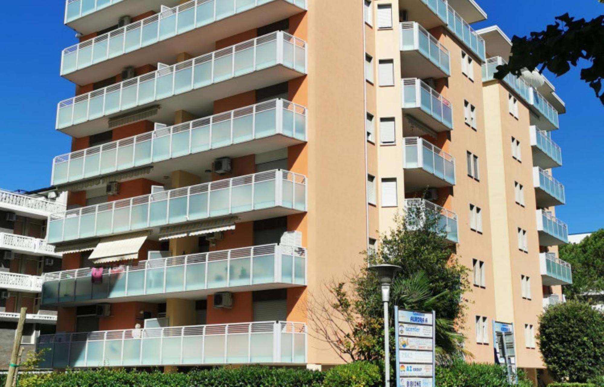 Bright Flat In Near The * Bibione
